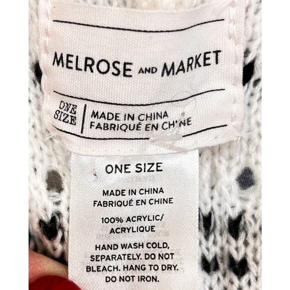 Melrose and Market Black White Crocheted Poncho Shawl with Fringe One Size - Picture 8 of 8